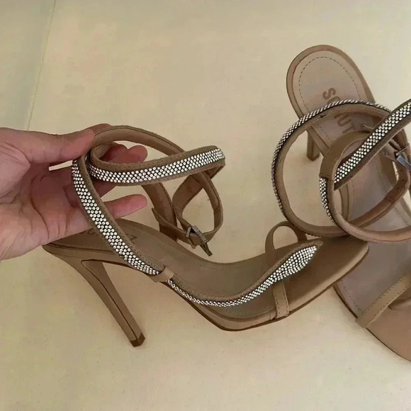 Schutz - Picture 6 of 7